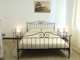 ROMAN HOLIDAY B & B