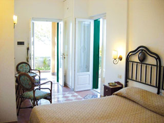 VILLINO ELEONORA B & B